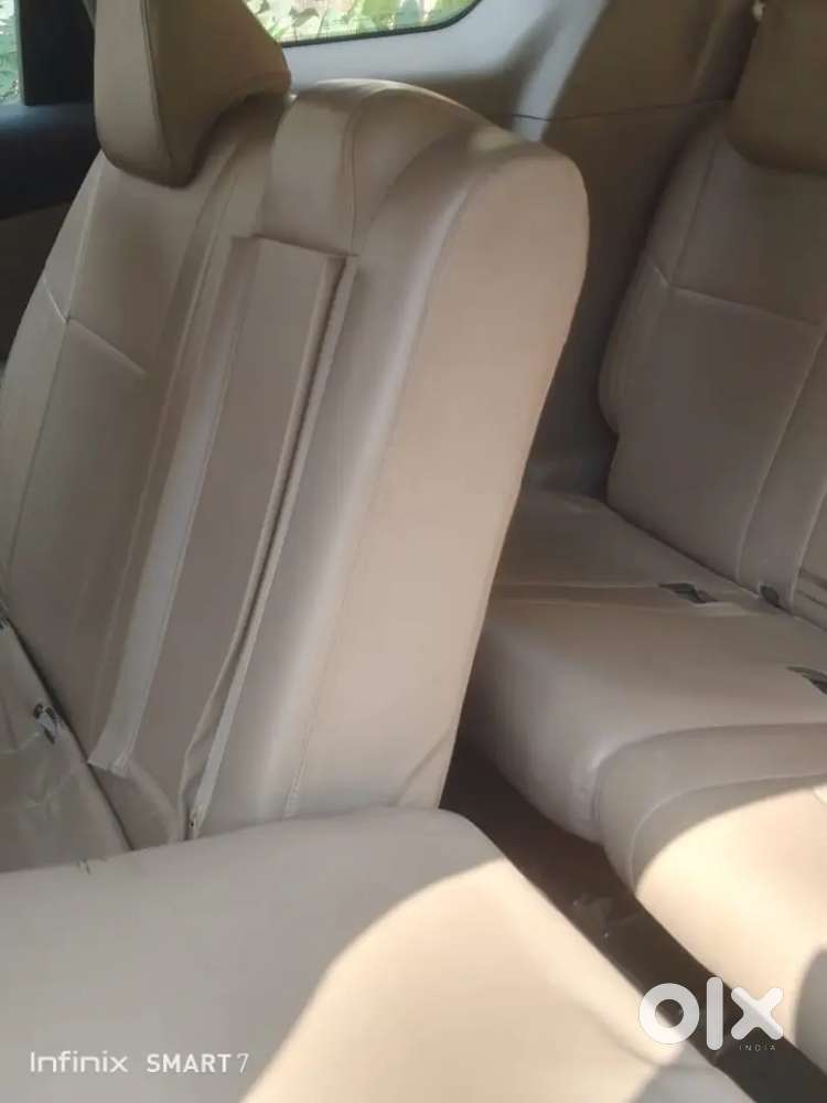 Mahindra Marazzo 2018