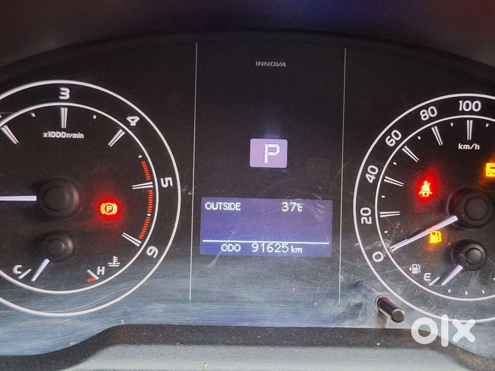 Toyota Innova Crysta [2020-ongoing] 2.4 Gx 7 Str, 2022, Diesel