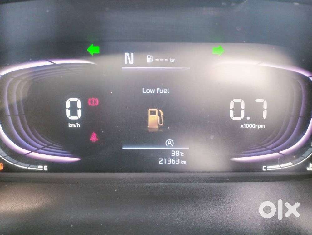 Kia Carens 1.5 Luxury Plus Turbo 7 Str, 2023, Petrol