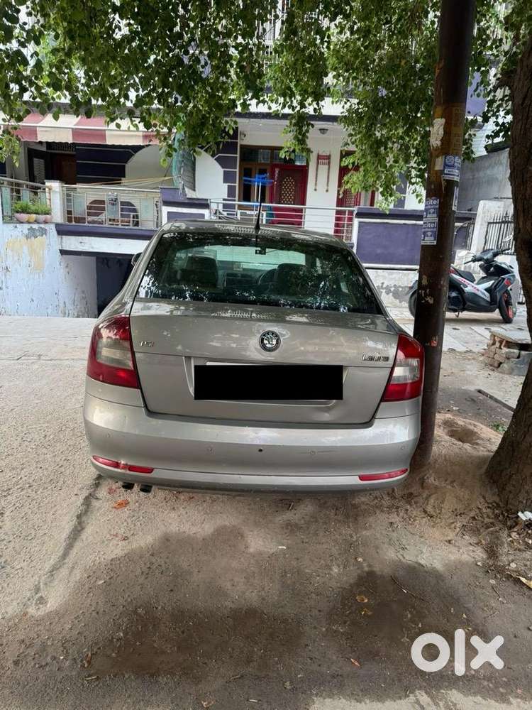 Skoda Laura 2011 Petrol 37000 Km Driven