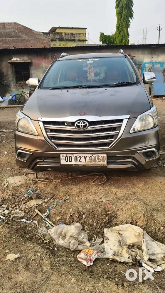 Toyota Innova 2015 Diesel 144000 Km Driven