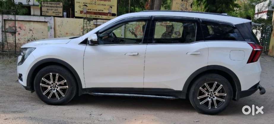Mahindra Xuv700 2.2 Ax 7 Diesel Mt Luxury Pack Str, 2024, Diesel