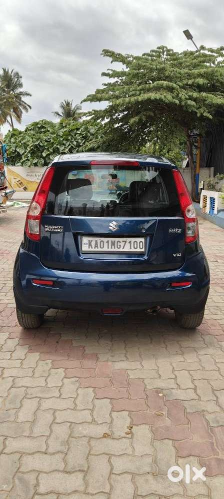 Maruti Suzuki Ritz Vxi, 2011, Petrol