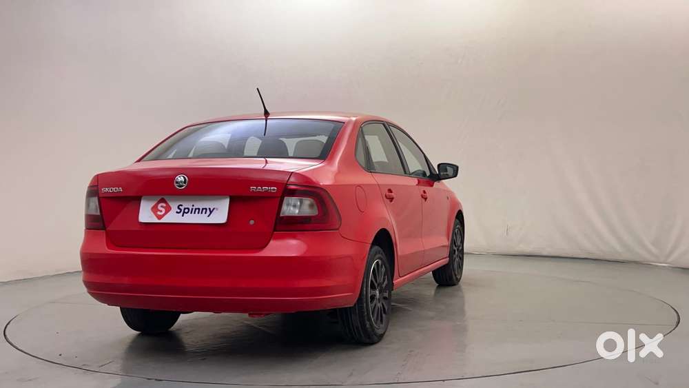 Skoda Rapid 1.6 Mpi Elegance Plus, 2015, Petrol