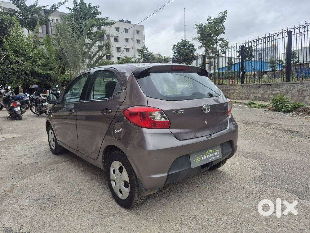 Tata Tiago 1.2 Revotron Xt, 2016, Petrol