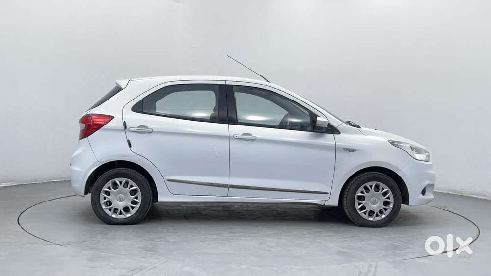 Ford Figo 1.2p Trend Mt, 2016, Petrol