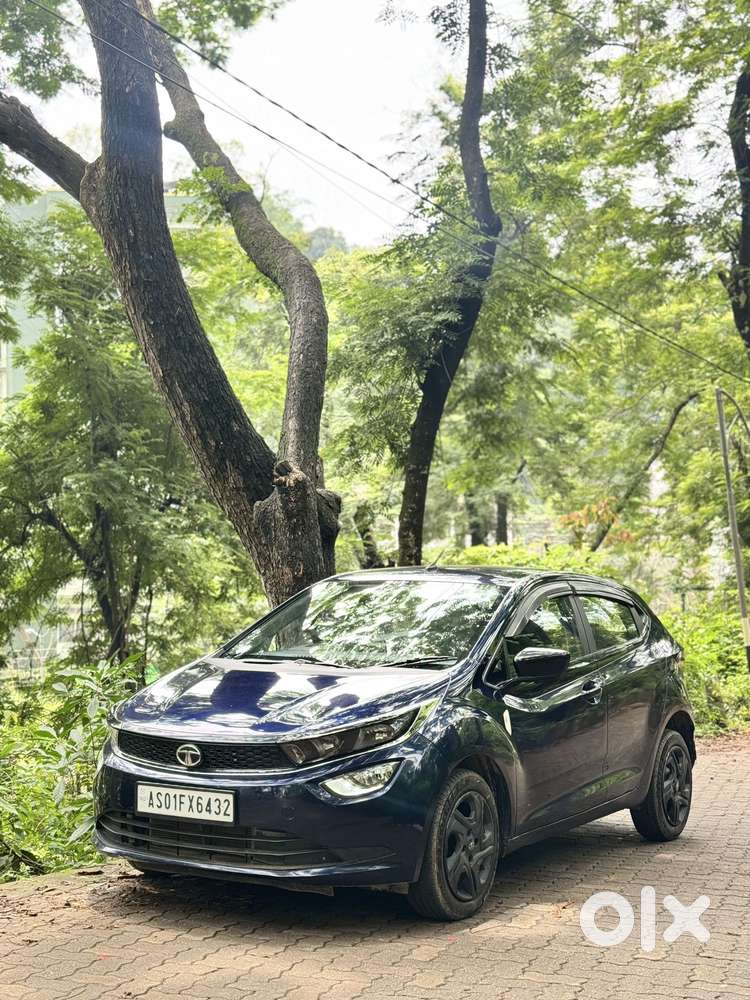 Tata Altroz 1.2 Xt, 2024, Petrol