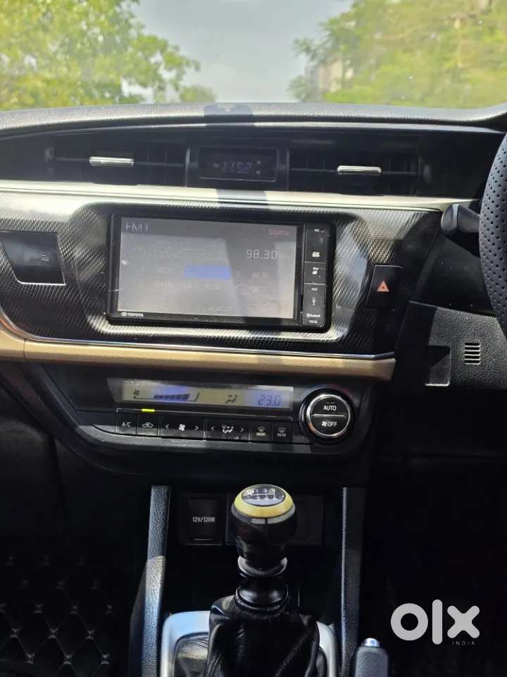 Toyota Corolla Altis 1.8 G, 2016, Petrol