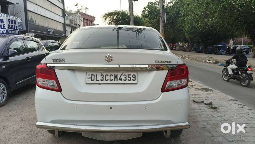 Maruti Suzuki Swift Dzire Lxi Option, 2017, Cng & Hybrids