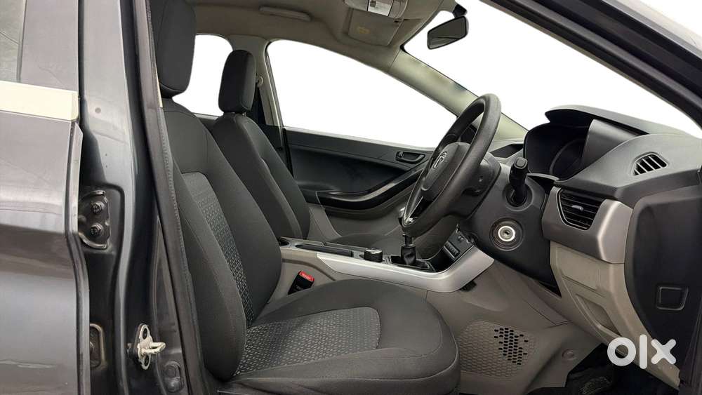 Tata Nexon 1.2 Revotron Xm, 2018, Petrol