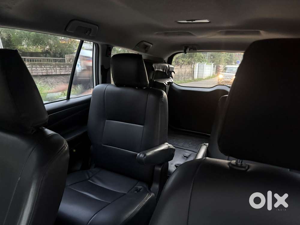 Toyota Innova Crysta [2020-ongoing] 2.4 Gx 7 Str, 2020, Diesel