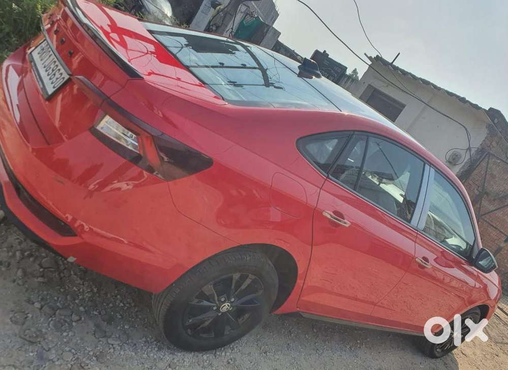 Skoda Slavia Style Matte 1.0 Tsi At, 2025, Petrol