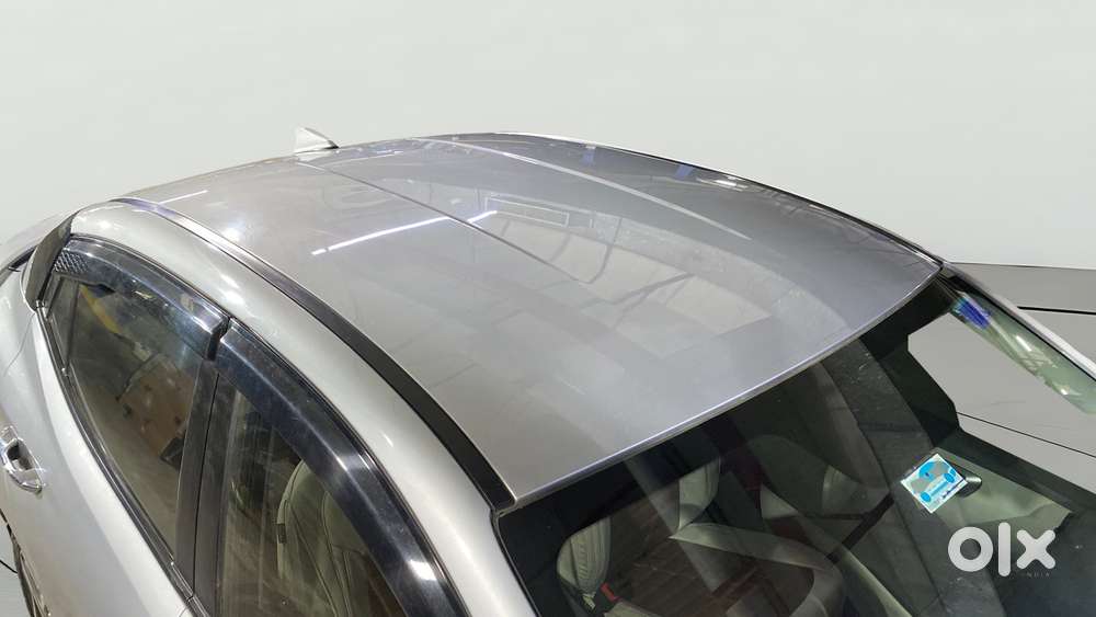 Hyundai Aura Sx (o) Manual, 2023, Petrol