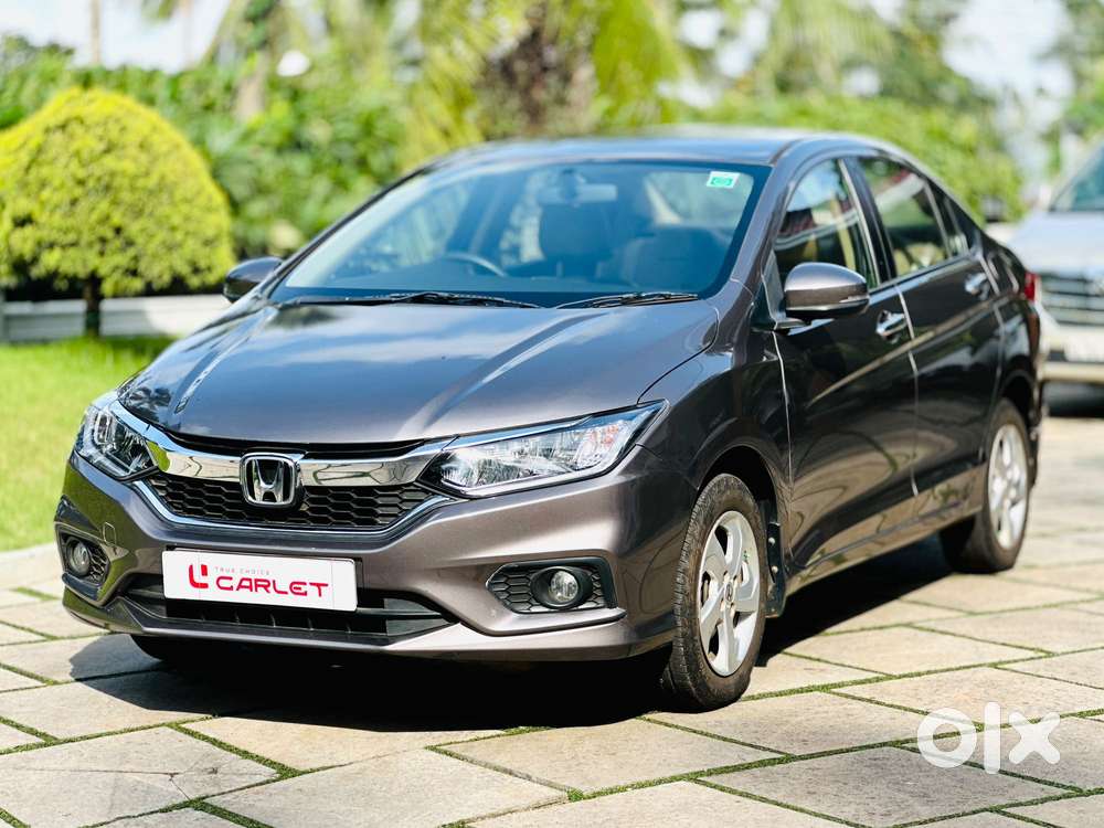 Honda City I-vtec V, 2016, Petrol