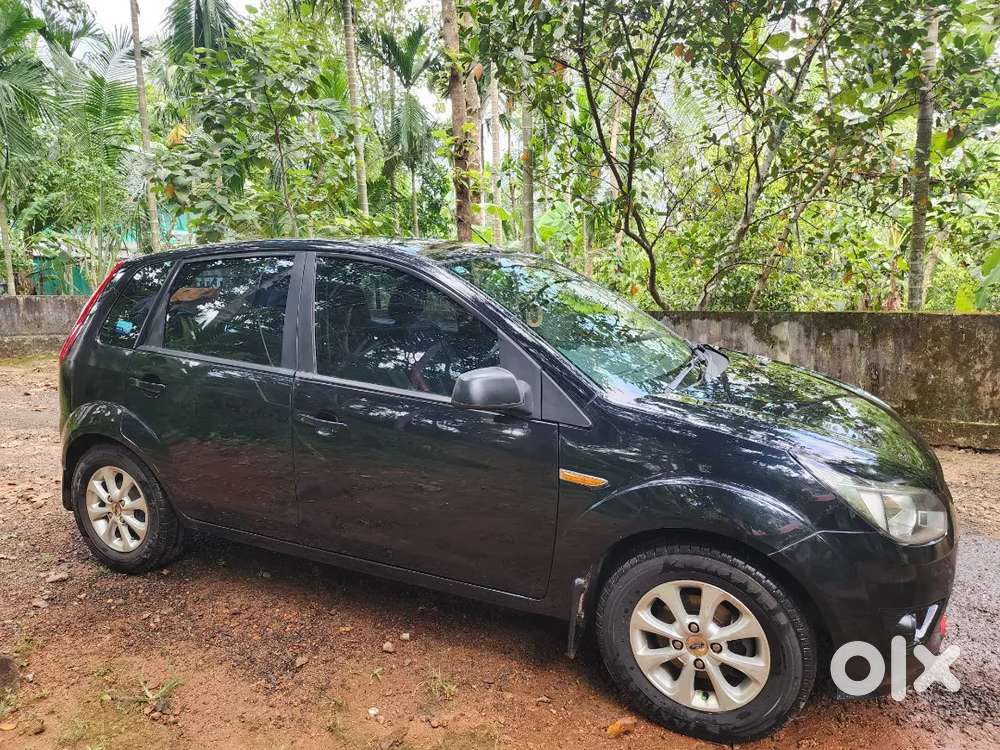 Ford Figo 2011 Petrol Manual