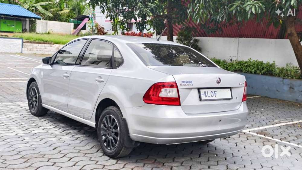 Skoda Rapid [ ] 1.5 Style Plus Tdi At, 2016, Diesel