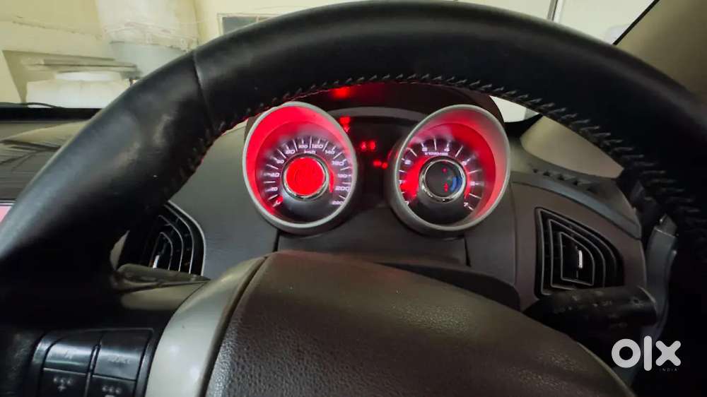Mahindra Xuv500 W8