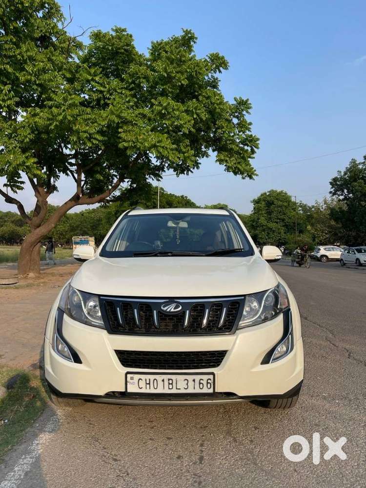 Mahindra Xuv500 2.2 W10, 2017, Petrol