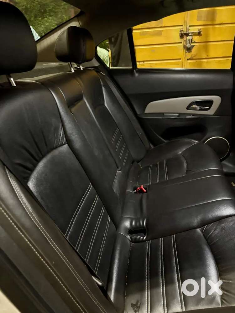Chevrolet Cruze 2012 Diesel 140000 Km Driven