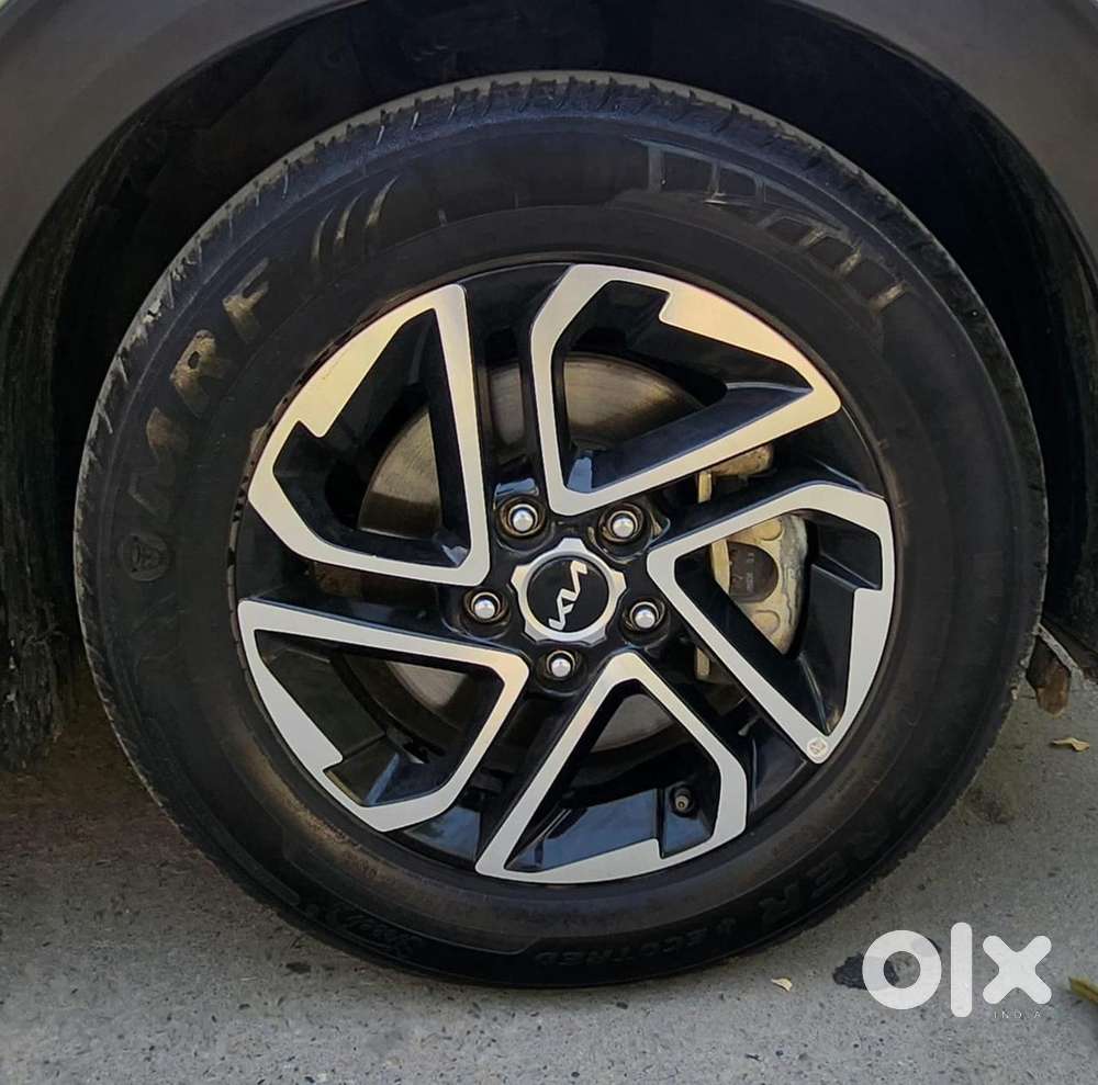 Kia Carens 1.5 Luxury Plus Turbo Dct, 2023, Petrol