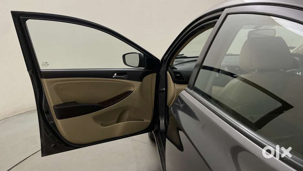 Hyundai Verna 1.6 Sx Vtvt (o) At, 2013, Petrol