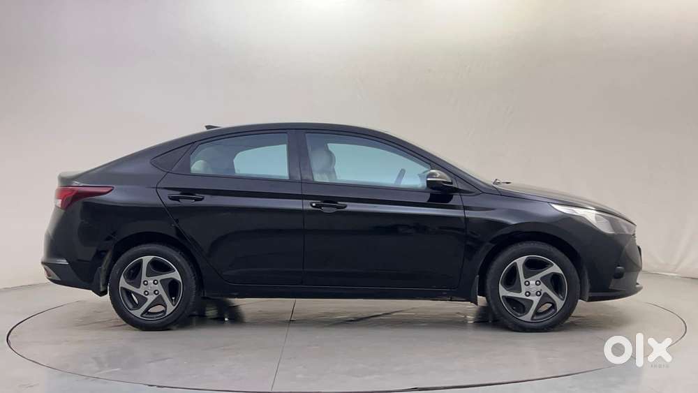 Hyundai Verna 1.5 S Plus Petrol Mt, 2022, Petrol