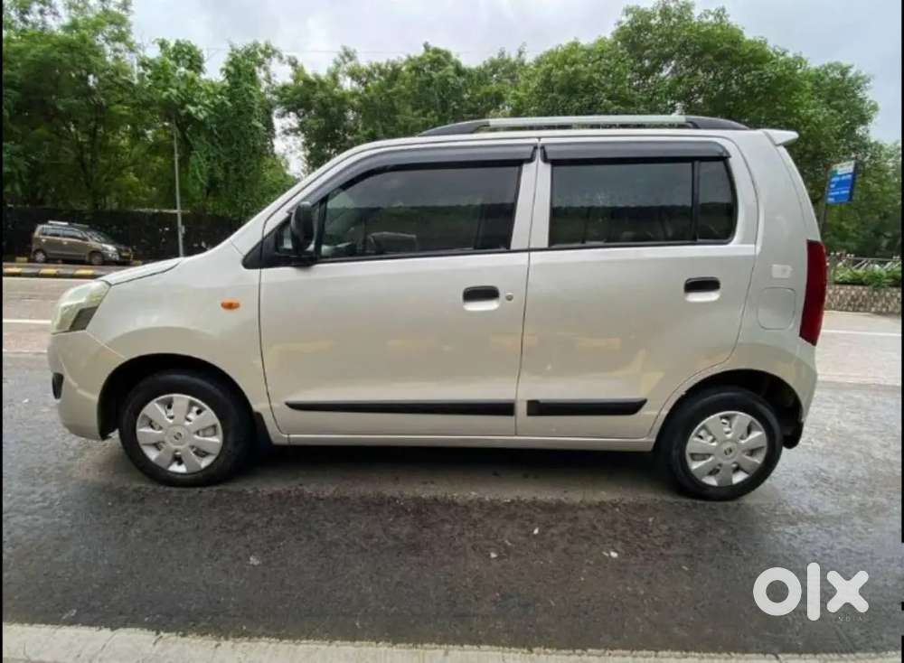 Good Condition All Services In Shoroom