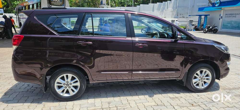 Toyota Innova Crysta 2.8 Gx At 7 Str, 2016, Diesel