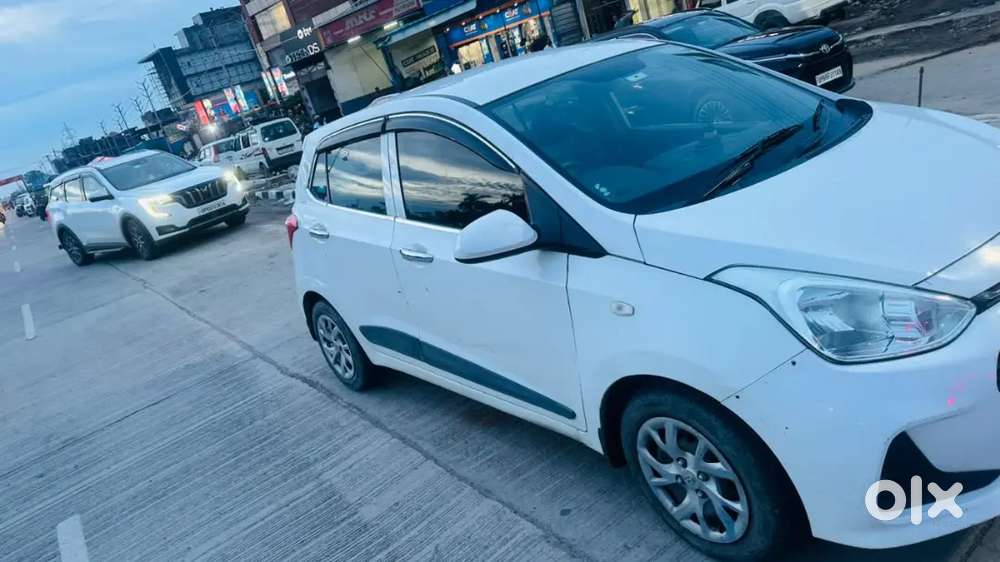 Hyundai Grand I10 2018 Diesel 61000 Km Driven