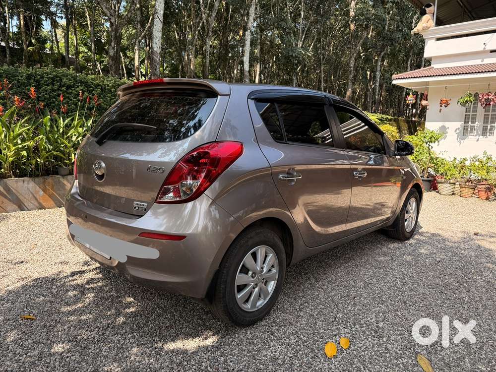 Hyundai I20 Petrol Manual 2012