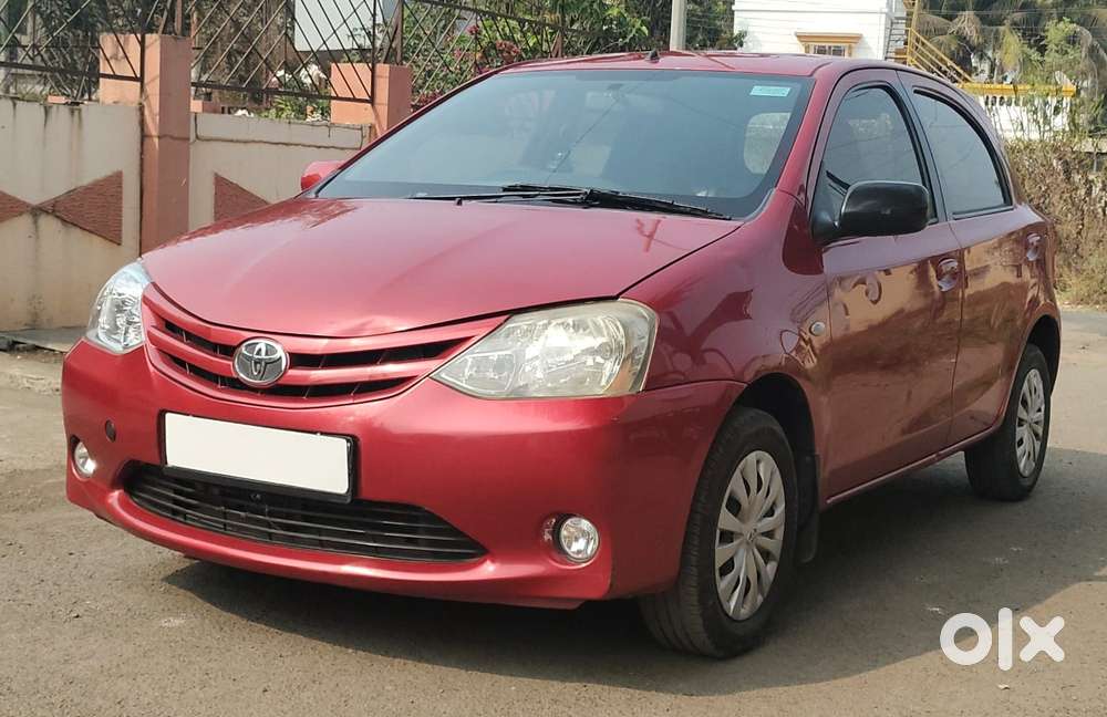 Toyota Etios Liva 2011-2012 G, 2011, Petrol