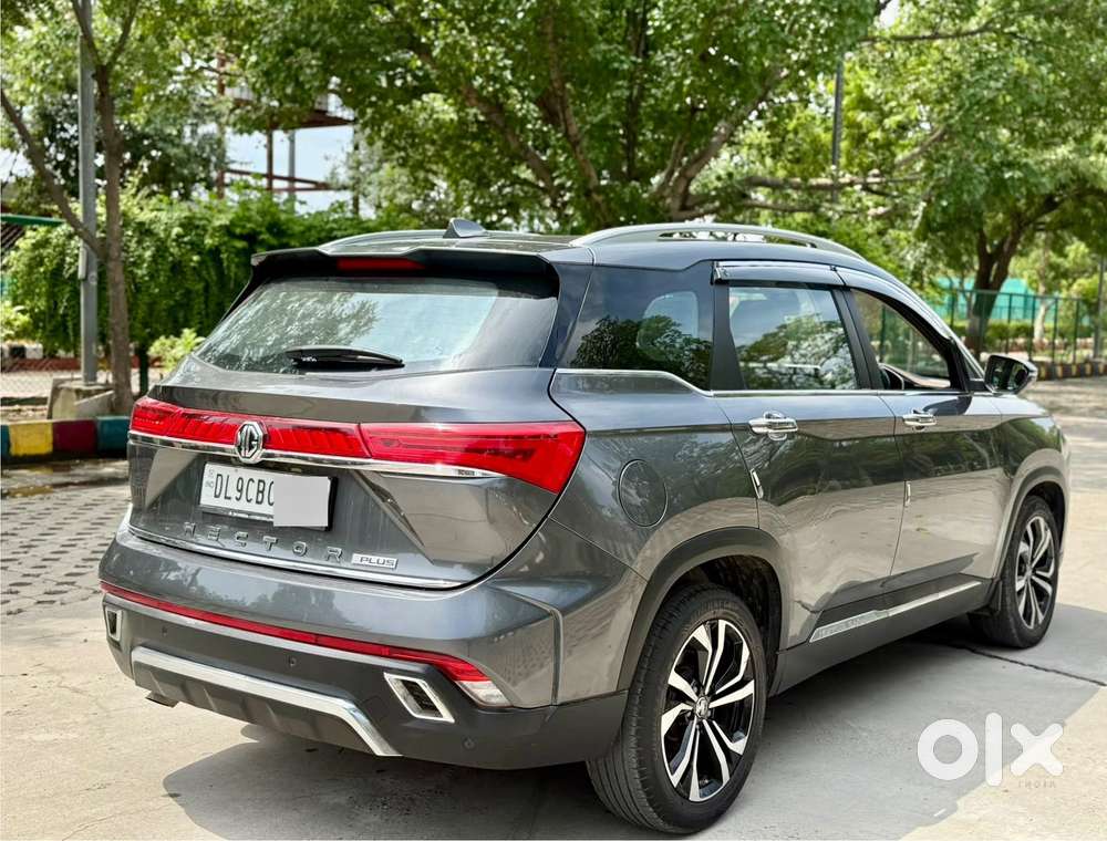 Mg Hector Plus Sharp Pro 1.5 Turbo Petrol Cvt 7 Str, 2023, Petrol