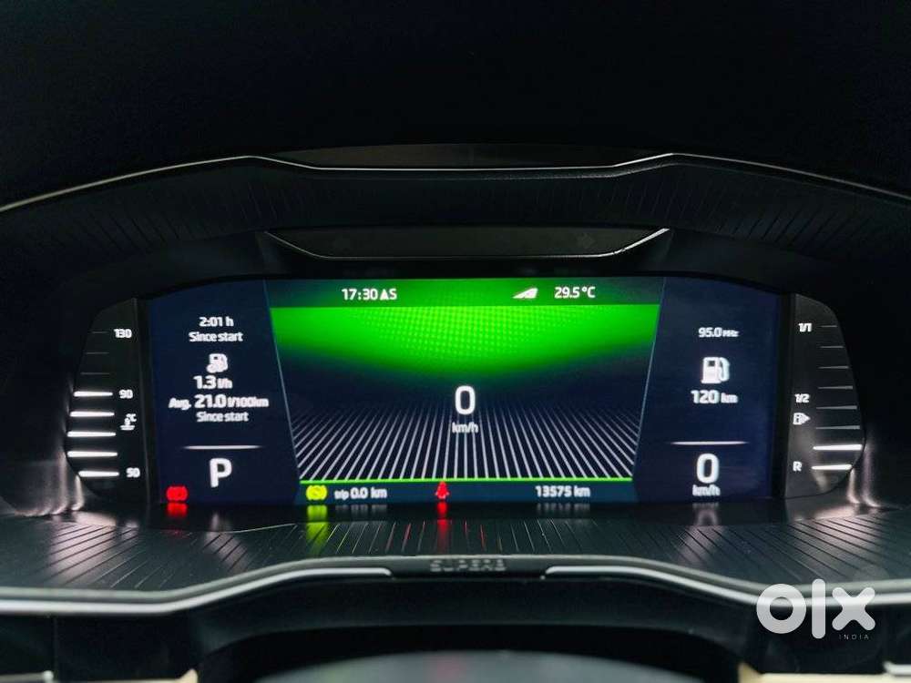 Skoda Superb L&k 2.0 Tdi At, 2022, Petrol