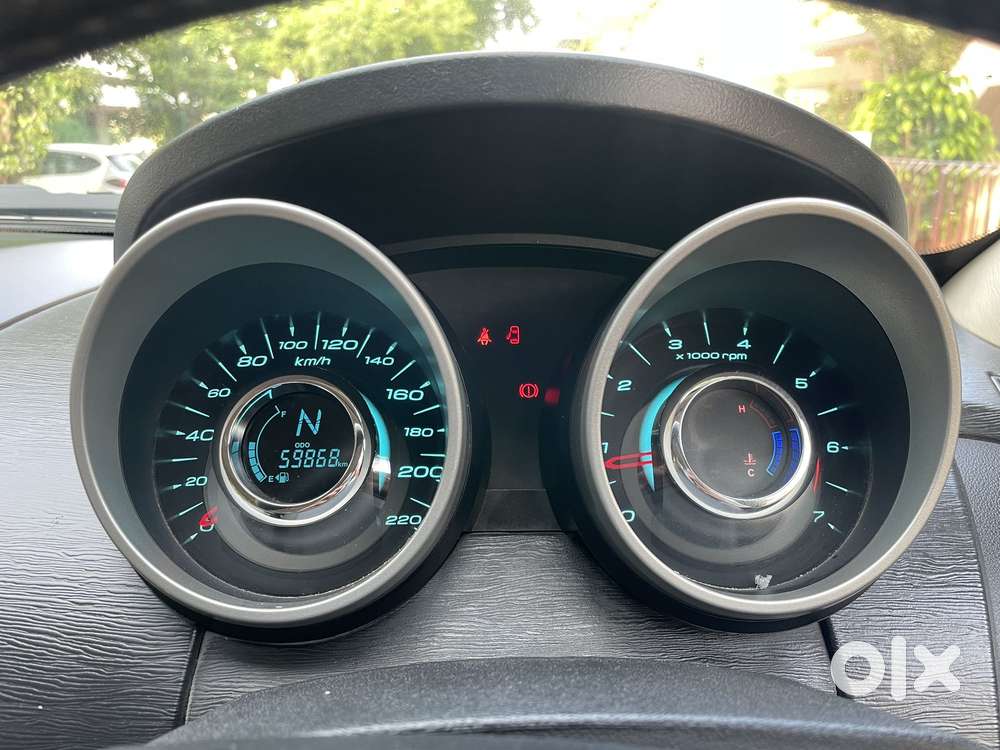 Mahindra Xuv500 2.2 W10, 2015, Diesel