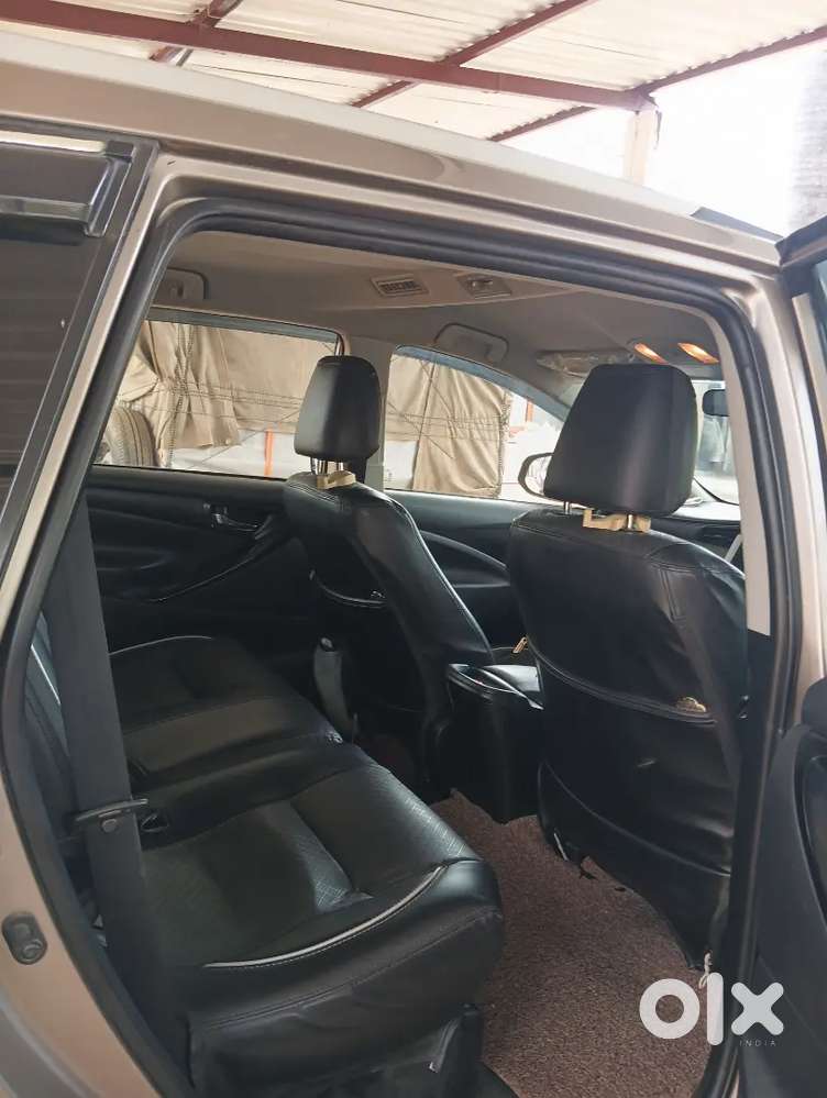 Toyota Innova Crysta 2017 Diesel 145000 Km Driven