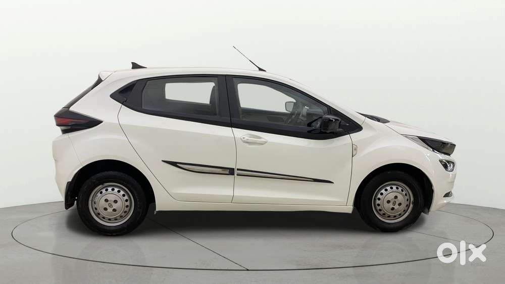 Tata Altroz 1.2 Xt, 2022, Petrol