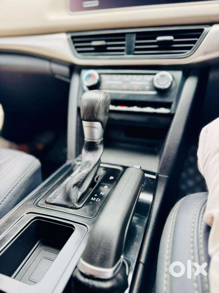Mahindra Xuv700 2.2 Ax 5 Diesel At 7 Str, 2023, Diesel