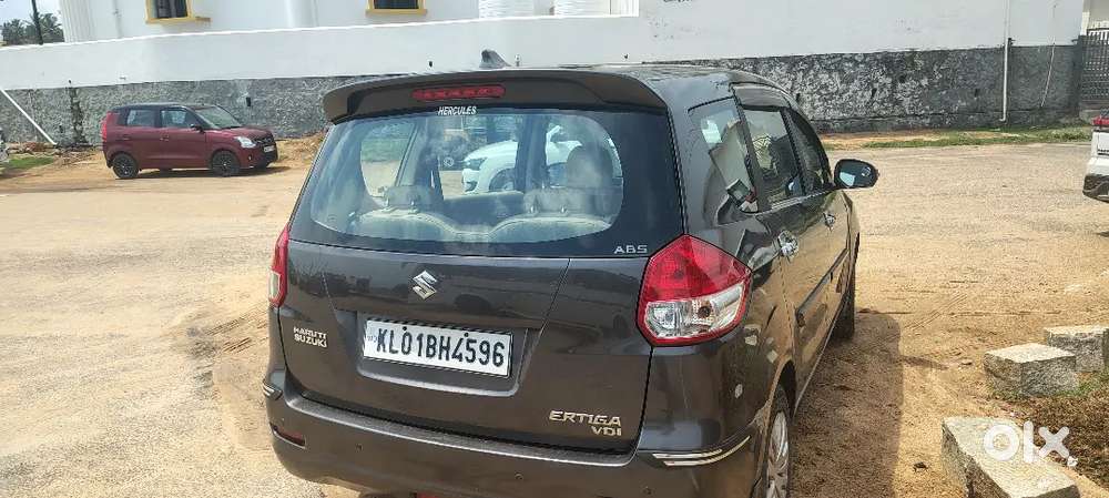 Maruti Suzuki Ertiga 2012