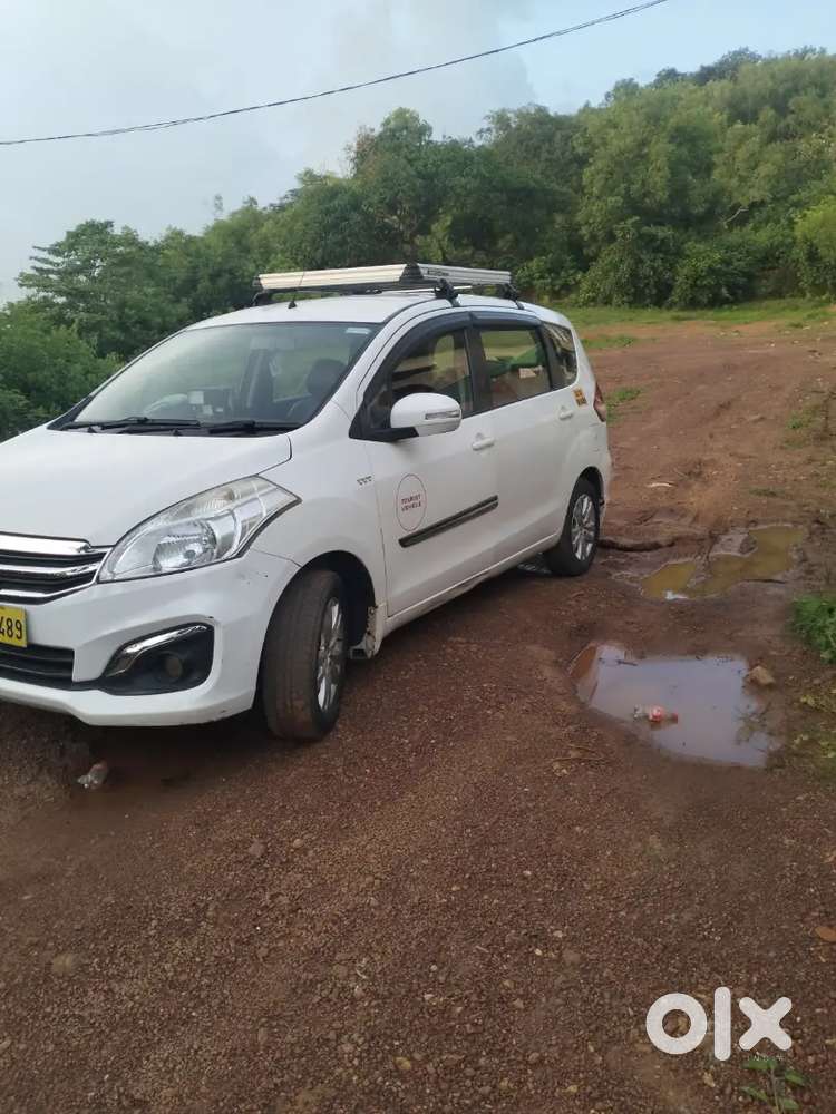 Maruti Suzuki Ertiga 2017 Petrol 210000 Km Driven