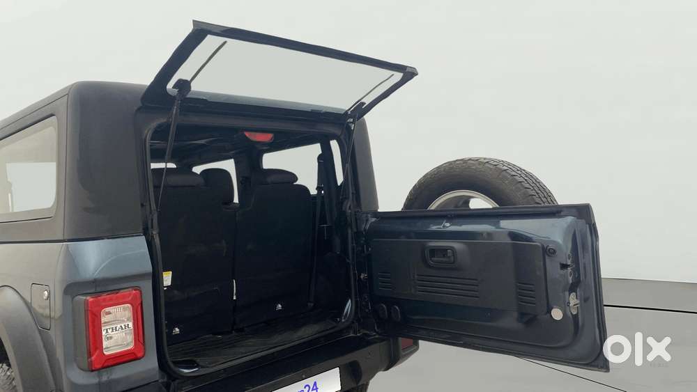 Mahindra Thar Lx P At 4wd 4s Ht, 2022, Petrol