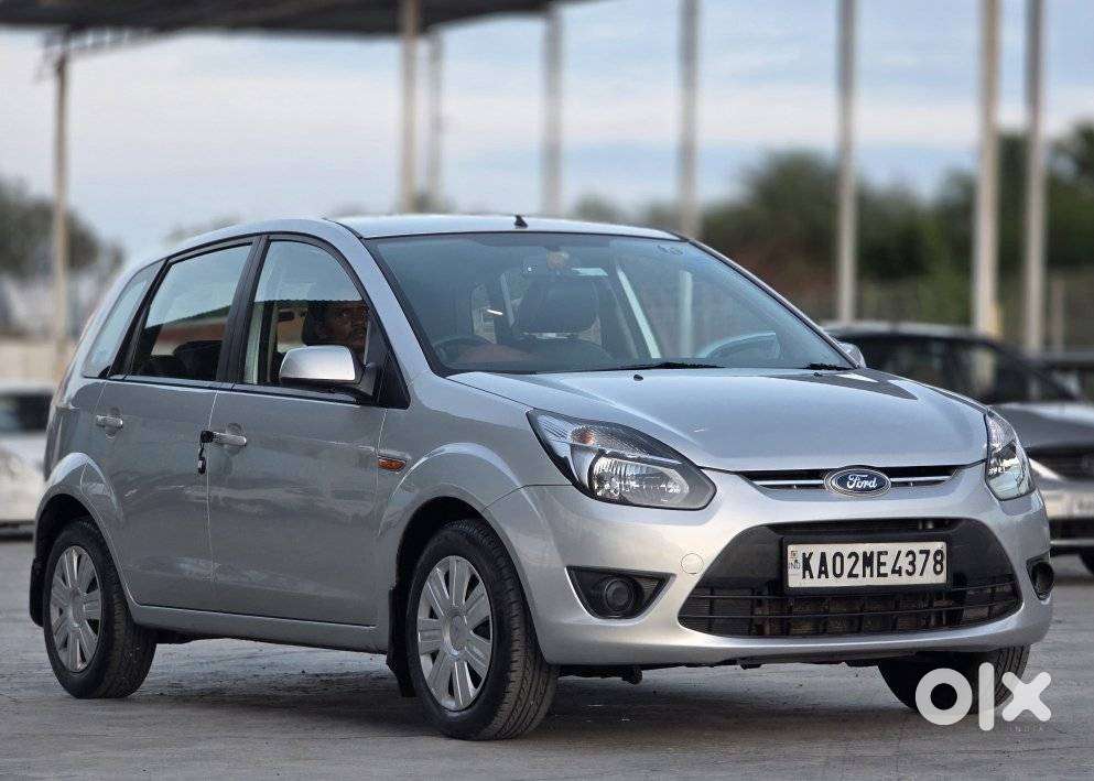 Ford Figo Petrol Titanium, 2010, Petrol