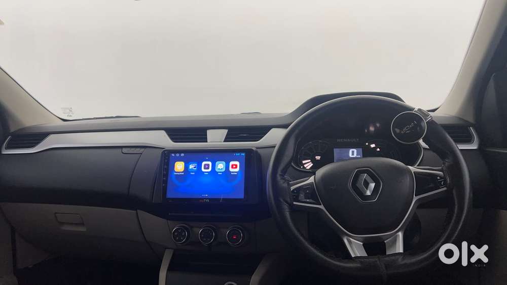 Renault Triber 1.0 Rxz Dual Tone, 2022, Petrol