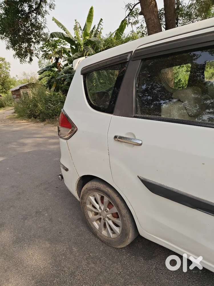 Maruti Suzuki Ertiga 2014 Diesel 96999 Km Driven