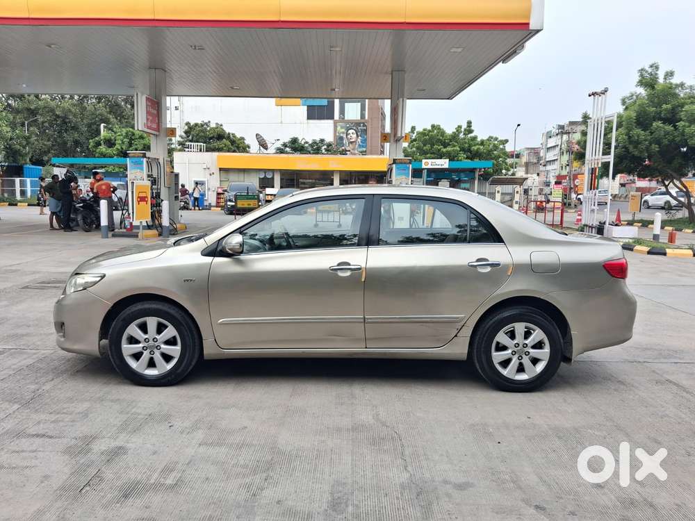 Toyota Corolla Altis G, 2010, Petrol