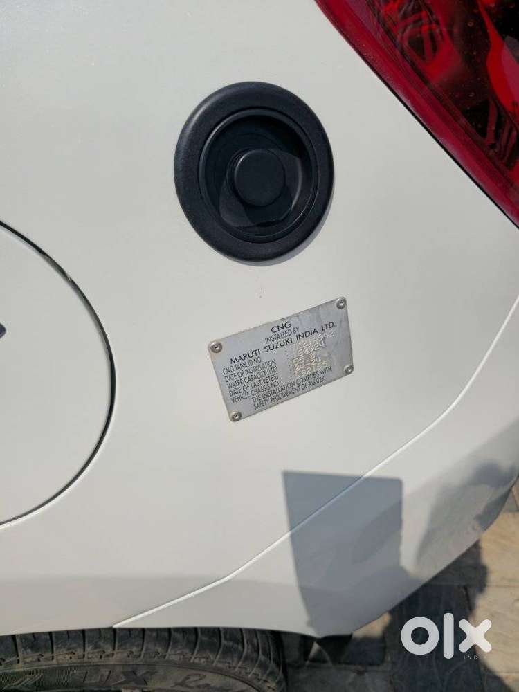 Maruti Suzuki Dzire 1.2 Vxi Cng, 2025, Cng & Hybrids