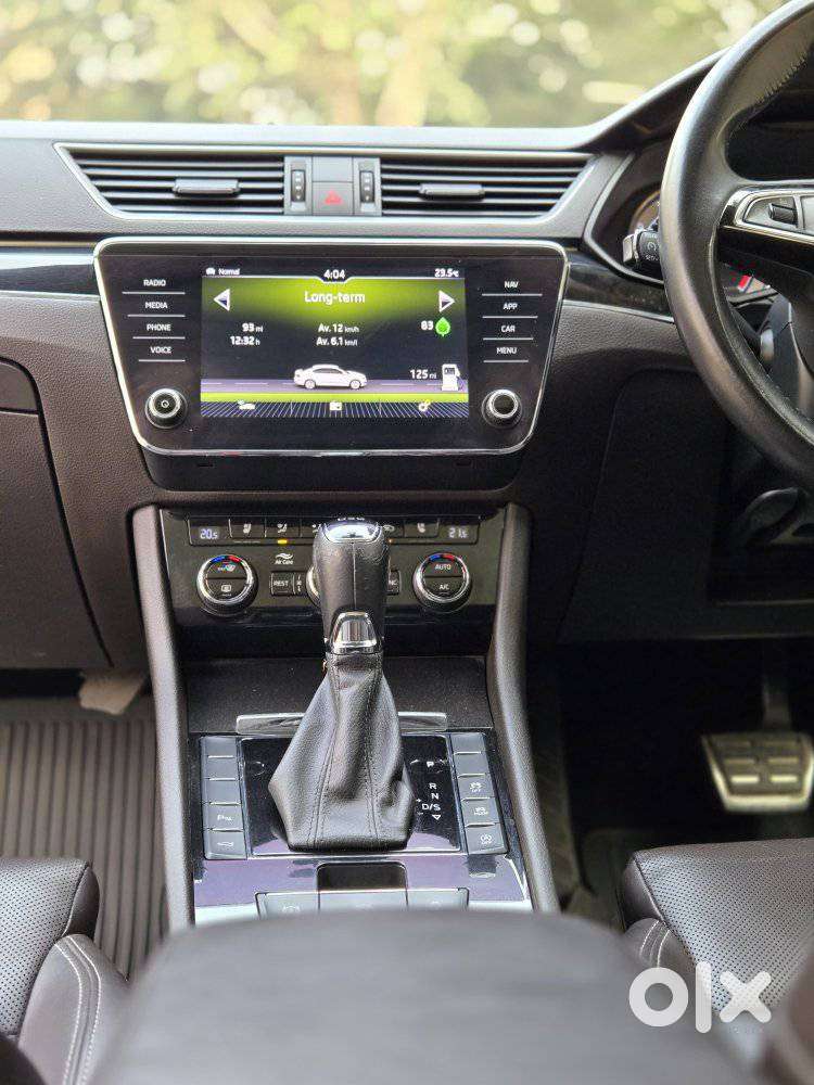 Skoda Superb 2.0 L&k Tsi At, 2020, Petrol