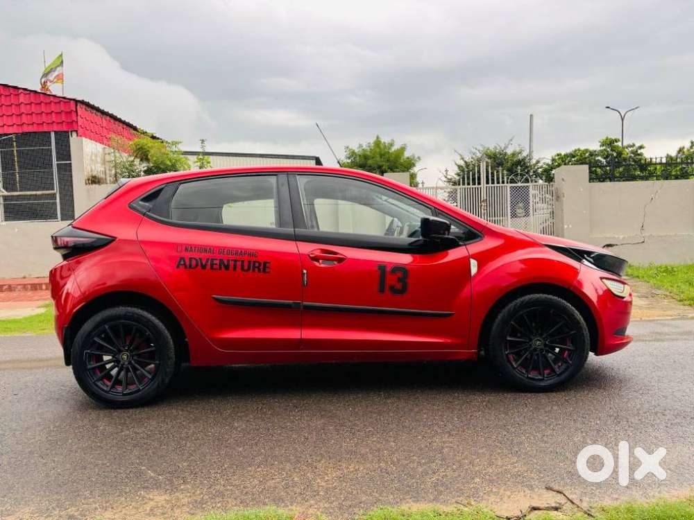 Tata Altroz 1.2 Xe, 2020, Petrol