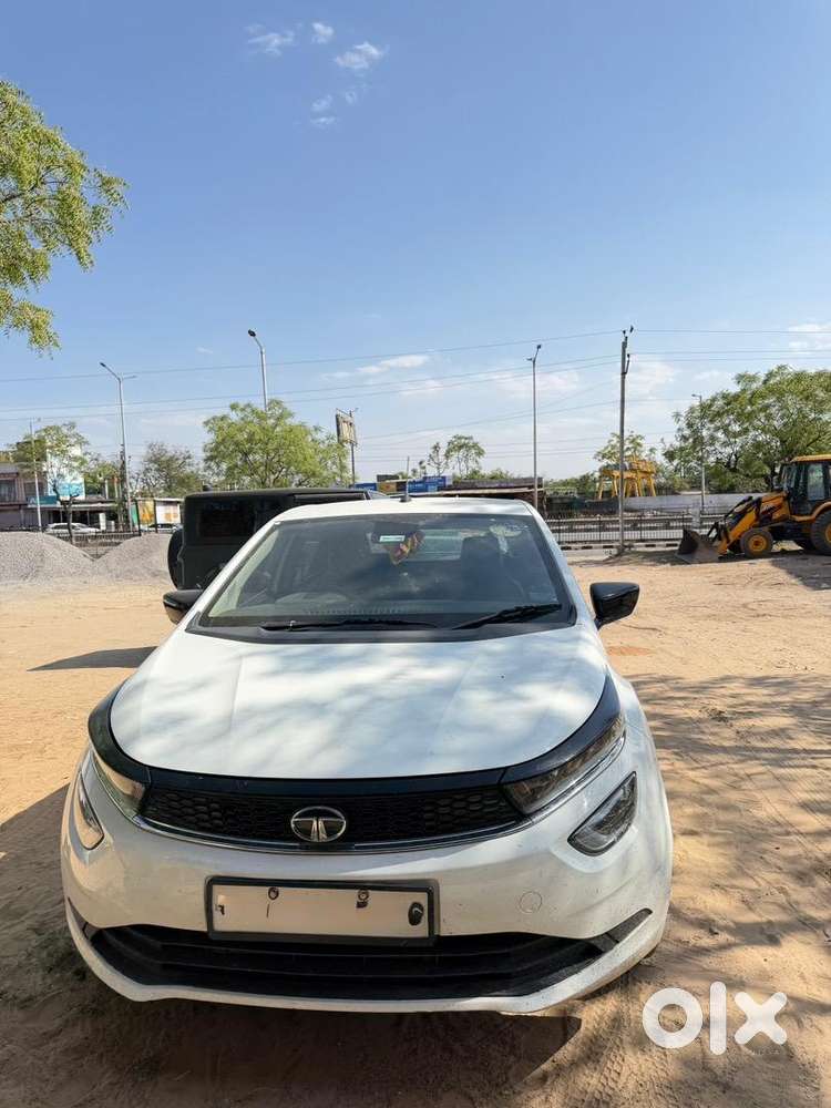 Tata Altroz 2024 Diesel Well Maintained