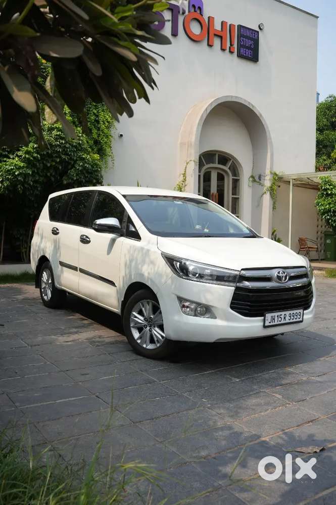 Toyota Innova Crysta 2018 Diesel Well Maintained