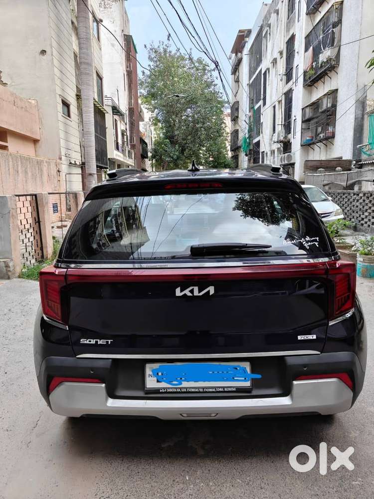 Kia Sonet Imperial Blue Color Htx 7dct